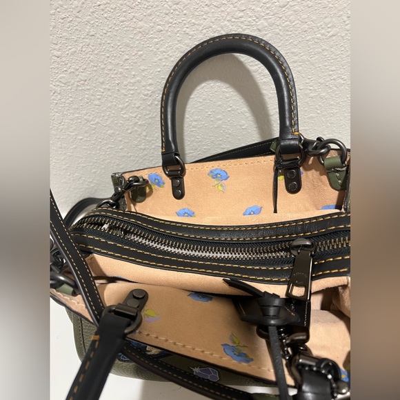 Disney X Coach 1941 Rogue 25 Dark Fairytale Snow White Army Green Limited - Picture 9 of 13